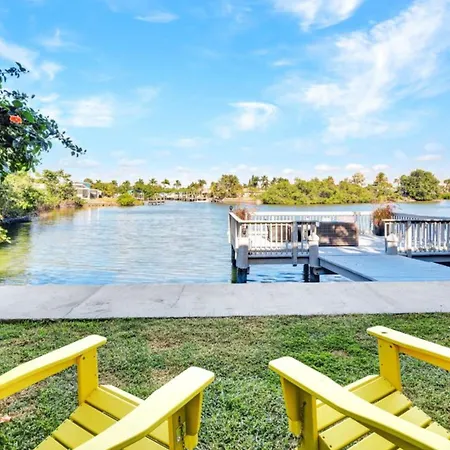 Waterfront - Isles Of Capri - Island Retreat - Marco Island - Naples Apartment